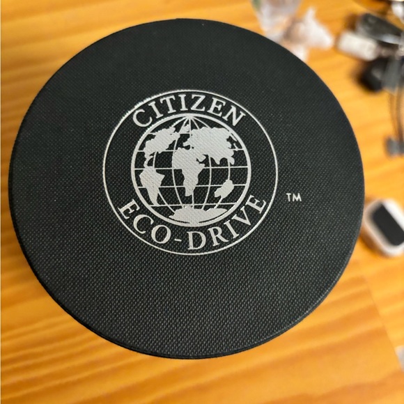 Citizen Eco Drive Proximity Watch - Picture 2 of 2